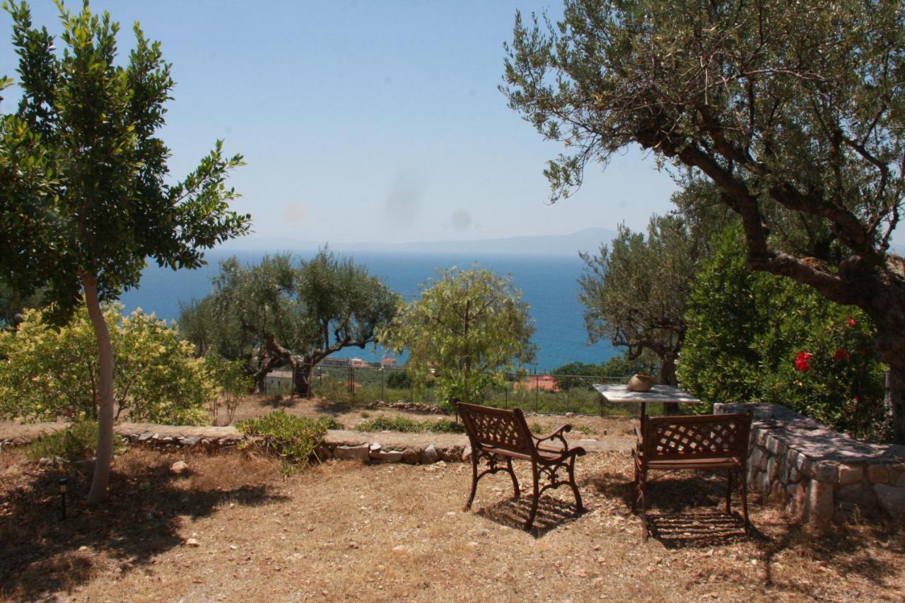 Вилла Sea And Mountain View Каламата Экстерьер фото
